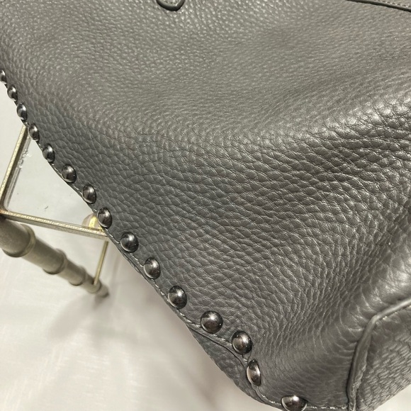 Moda Luxe grey pebbled leather purse - Picture 4 of 13
